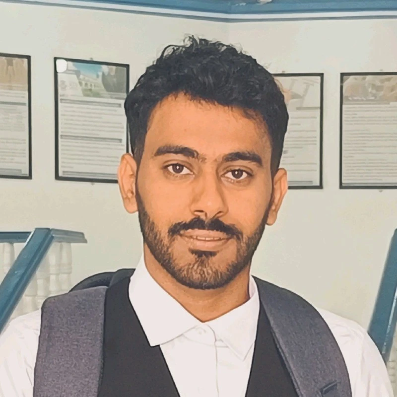 نايف عبدالله